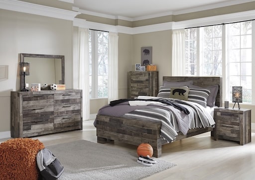 Benchcraft Heritage 5-piece queen bedroom set with dresser, mirror and two nightstands